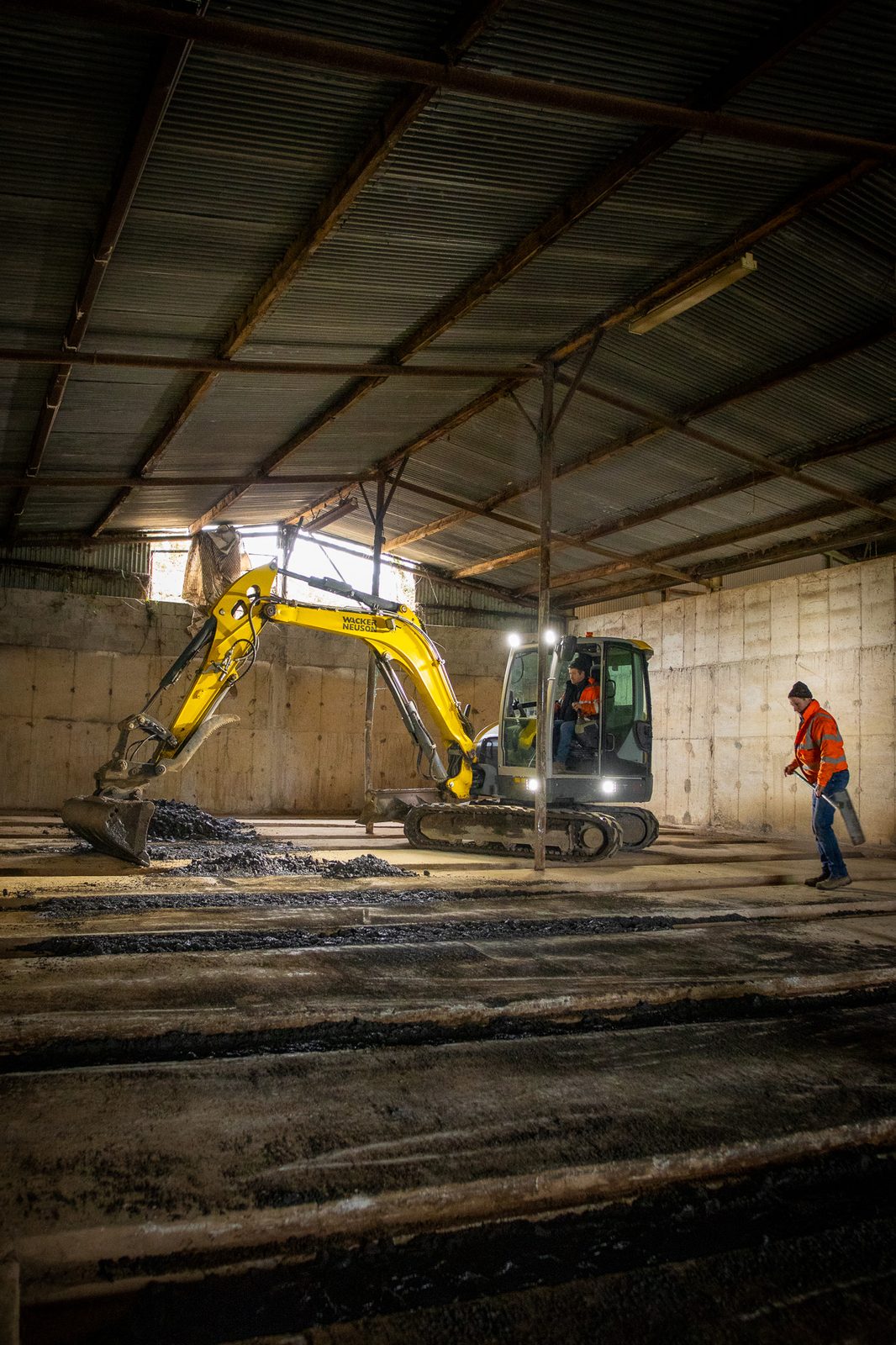 Excavator during the warehouse build